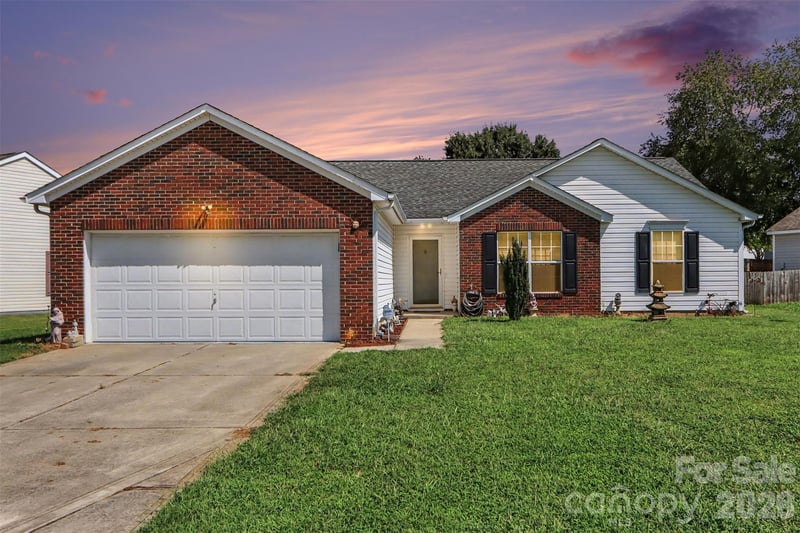1068 Chapel Creek Rd SW, Concord, NC 28025