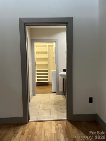 505 E 6th St, Charlotte, NC 28202