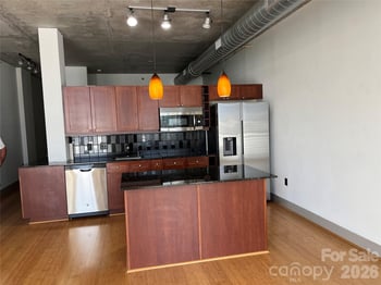 505 E 6th St, Charlotte, NC 28202