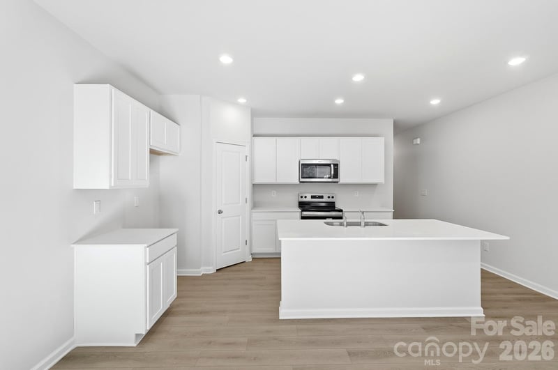 4121 Butler Grove Ln, Charlotte, NC 28269