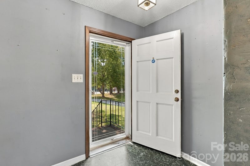 2116 Deepwood Ct, Gastonia, NC 28054