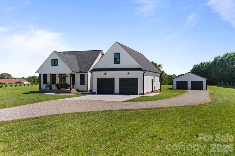 5785 W Nc 10 Hw, Hickory, NC 28602