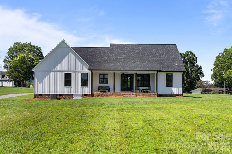 5785 W Nc 10 Hw, Hickory, NC 28602