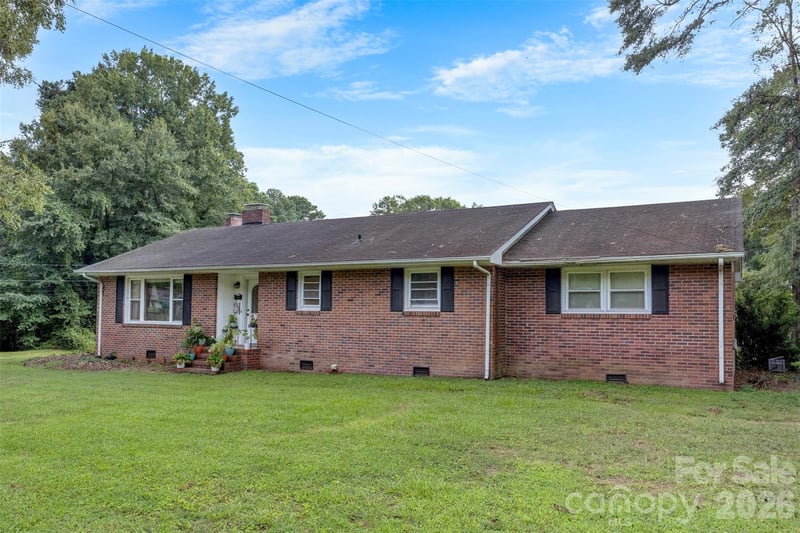 701 Home Trl, Gastonia, NC 28052