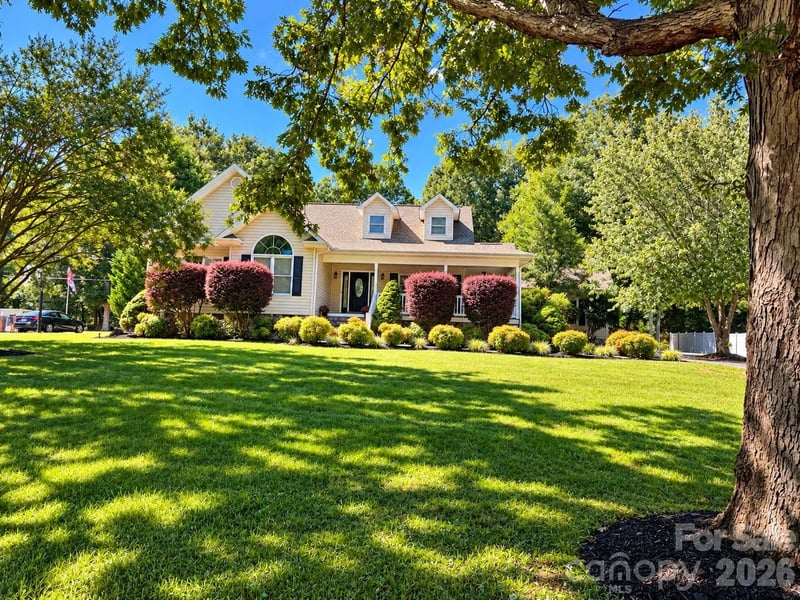 107 Shawnee Trl, Maiden, NC 28650