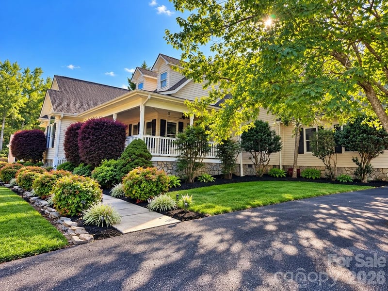 107 Shawnee Trl, Maiden, NC 28650