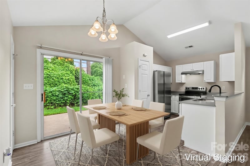 1311 Braveheart Ln, Charlotte, NC 28216