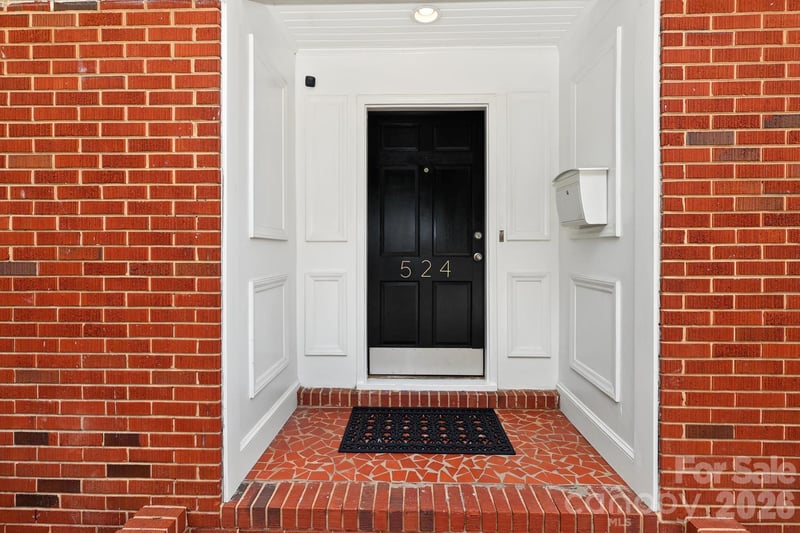 524 Cooper Dr, Charlotte, NC 28210