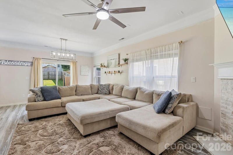 10302 Hugue Way, Charlotte, NC 28214