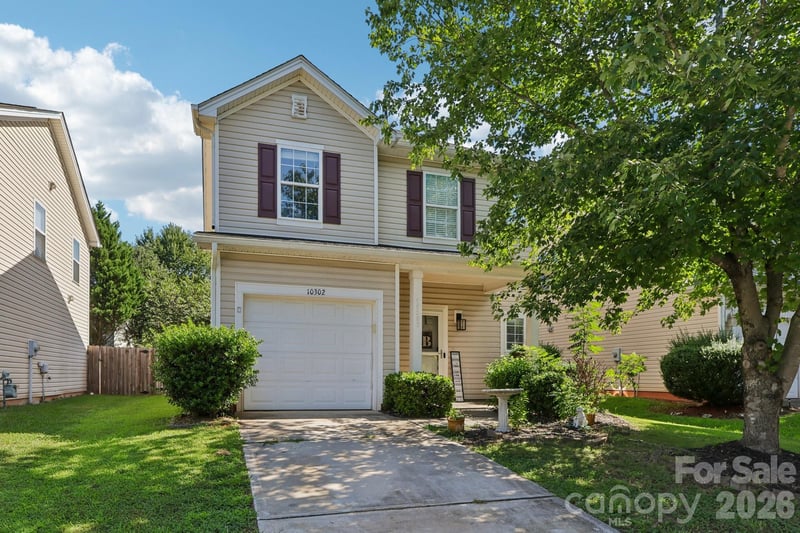 10302 Hugue Way, Charlotte, NC 28214
