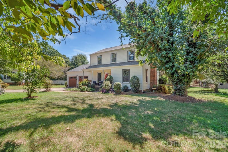 13136 Blacksmith Ct, Matthews, NC 28105