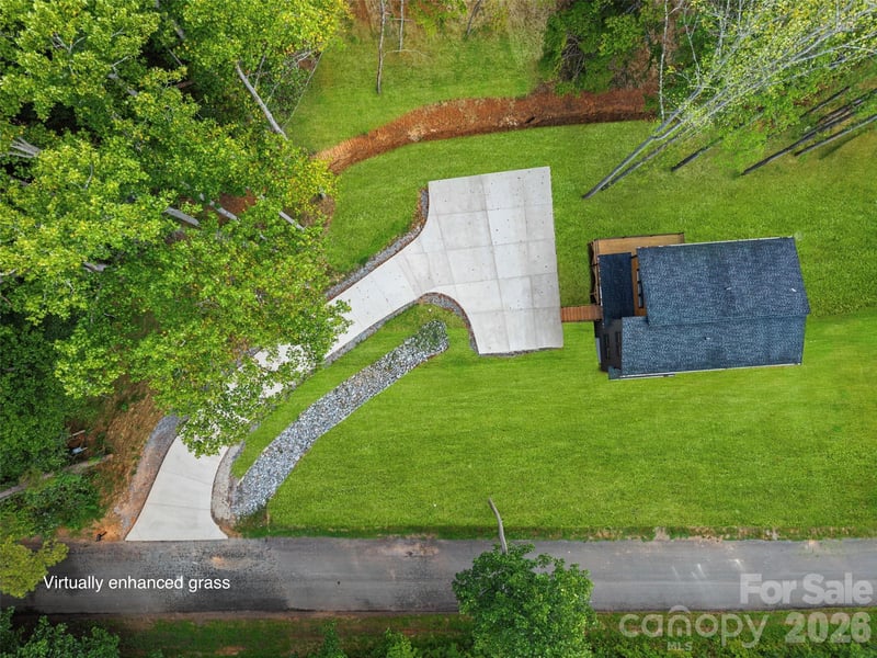 129 Quiet Woods Dr, Leicester, NC 28748