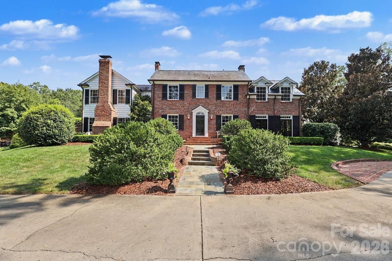 1401 Queens Rd W, Charlotte, NC 28207