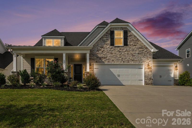 6858 Hunts Mesa Dr, Fort Mill, SC 29707