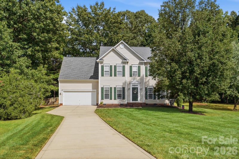 7202 Red Bush Ct, Indian Trail, NC 28079