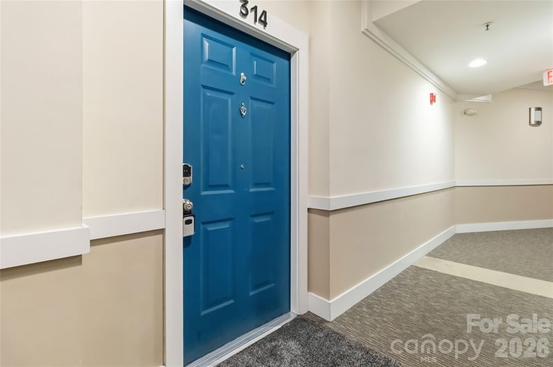 1000 E Woodlawn Rd #314, Charlotte, NC 28209
