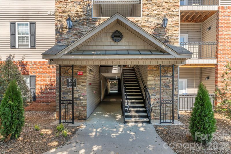 331 Appeldoorn Cir, Asheville, NC 28803