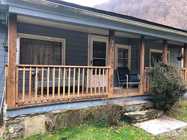 574 and 576 Paint Fork Rd, Barnardsville, NC 28709