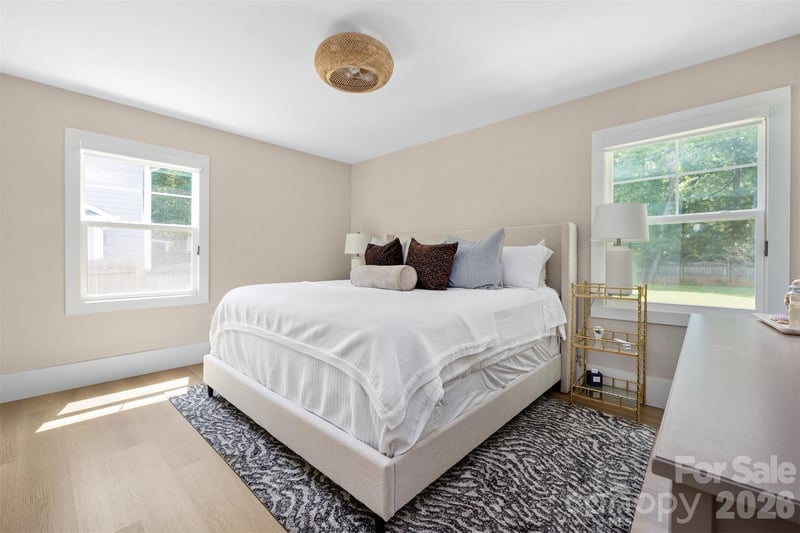 7735 Surreywood Pl, Charlotte, NC 28270