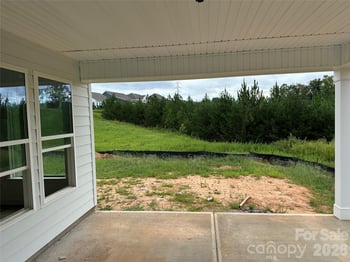 2211 Tabor Rd, Sherrills Ford, NC 28673