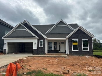 2211 Tabor Rd, Sherrills Ford, NC 28673