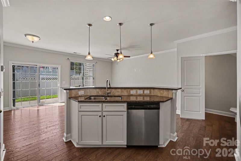 229 Misty Knoll Ln, Belmont, NC 28012