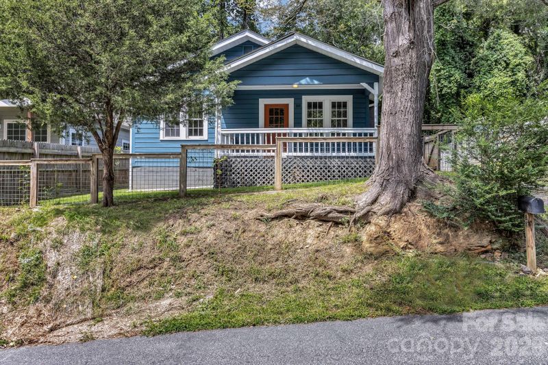 88 Brooklyn Rd, Asheville, NC 28803