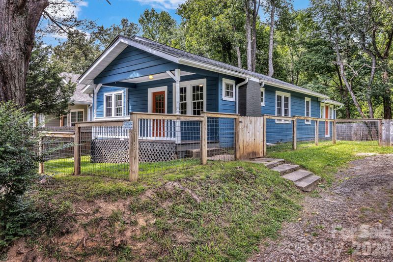88 Brooklyn Rd, Asheville, NC 28803