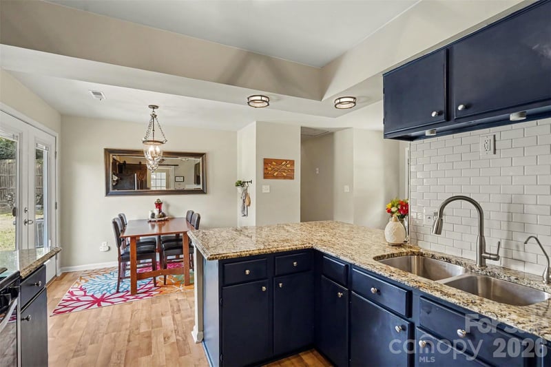 11407 Treebark Dr, Pineville, NC 28134