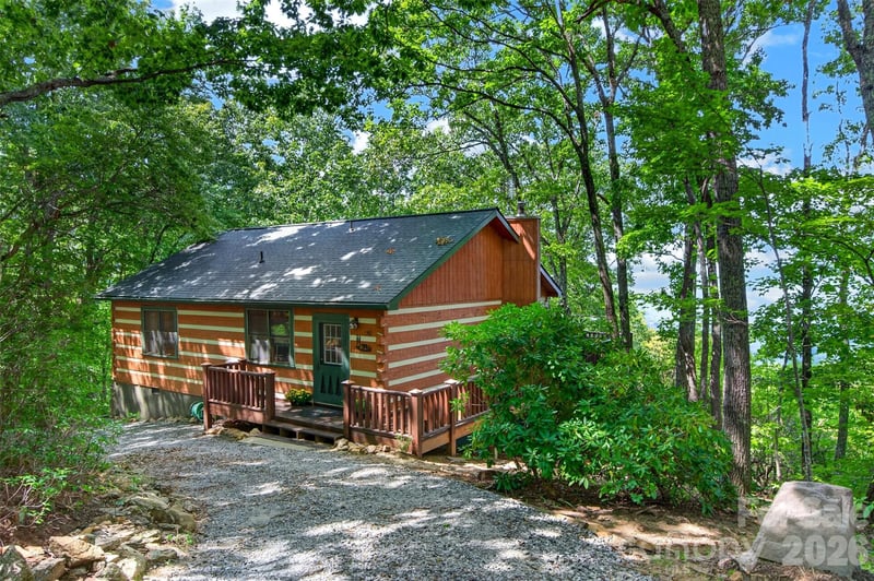 50 Cherokee Ln #3, Swannanoa, NC 28778