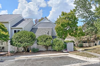1634 Hollow Dr #D, Charlotte, NC 28212