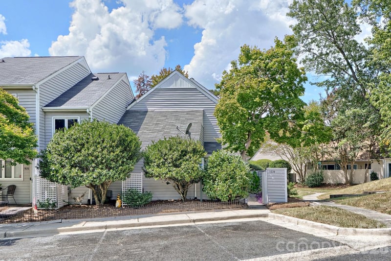 1634 Hollow Dr #D, Charlotte, NC 28212