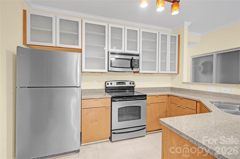 525 N Graham St #3F, Charlotte, NC 28202