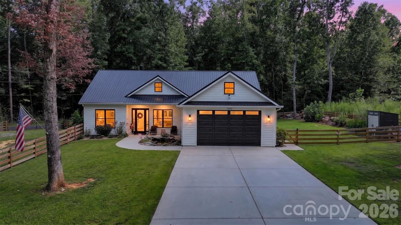 7342 Milan Dr, Huntersville, NC 28078