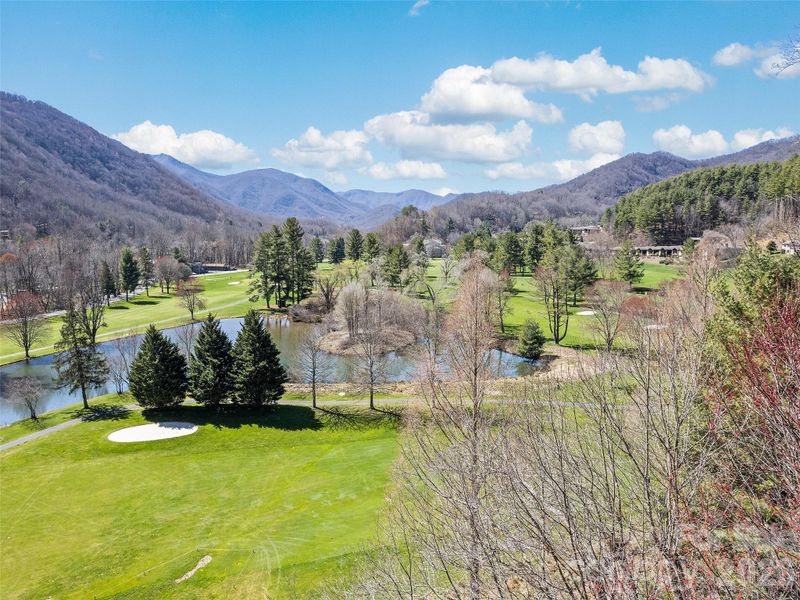 182 Allison Dr, Maggie Valley, NC 28751