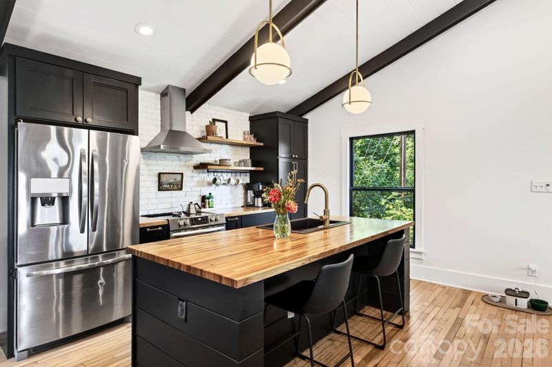 52 and 58 Teaberry Ln, Weaverville, NC 28787
