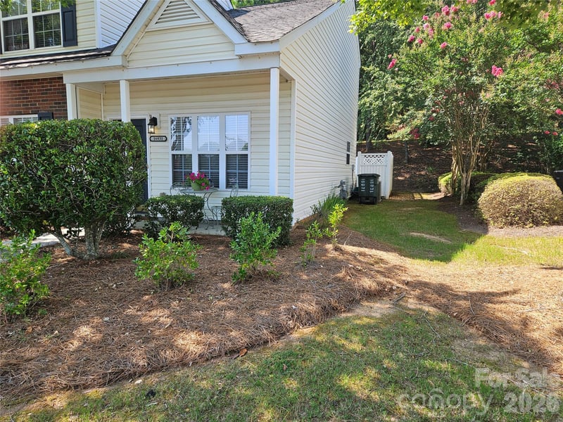 16931 Greenlawn Hills Ct, Charlotte, NC 28213