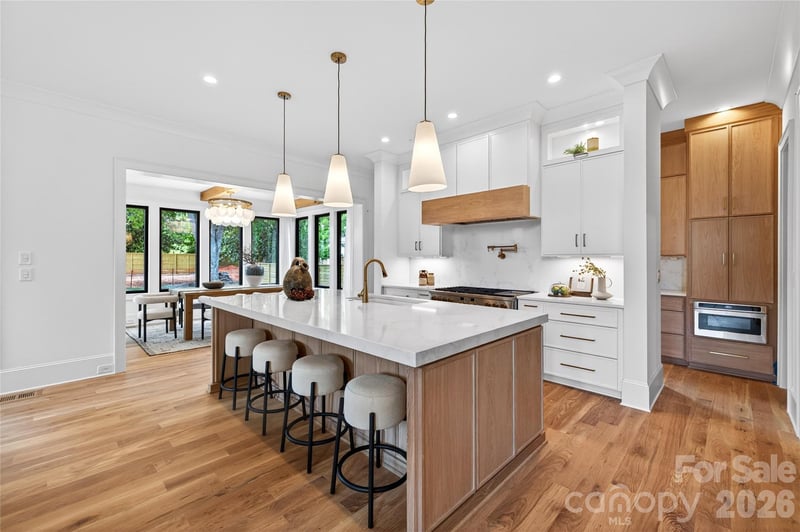 709 Bertonley Ave, Charlotte, NC 28211