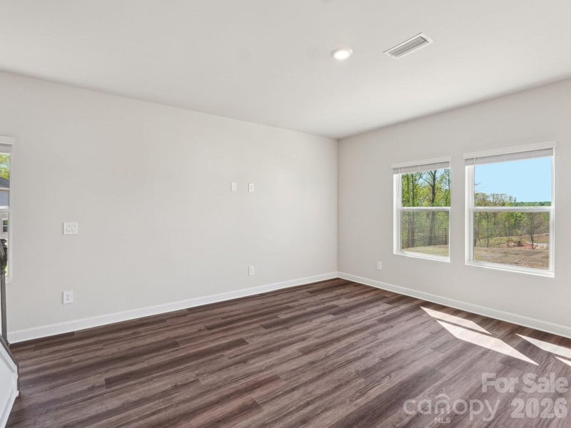 1441 Wildflower St, Newton, NC 28658