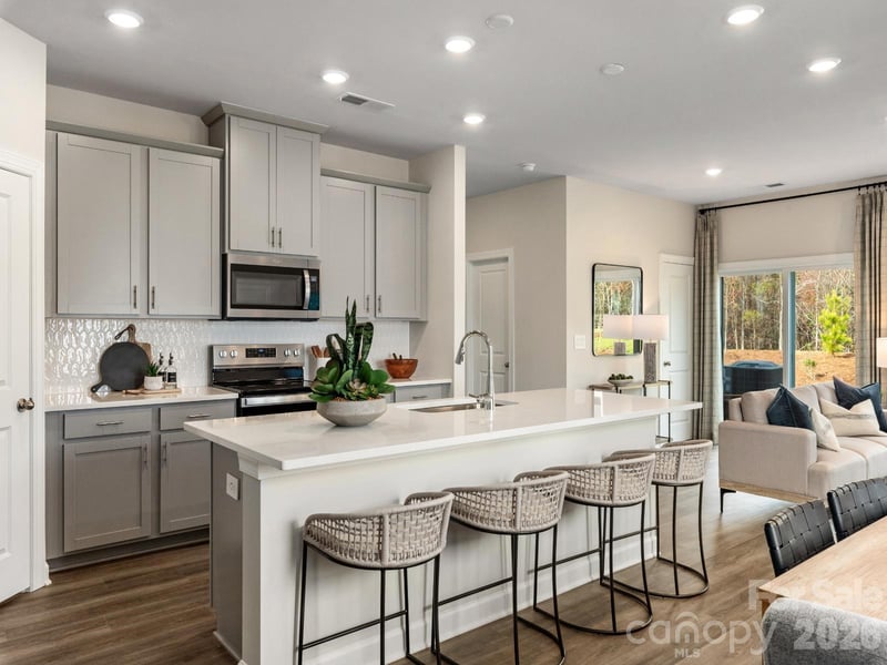 8337 Hidden Springs Trl, Charlotte, NC 28216