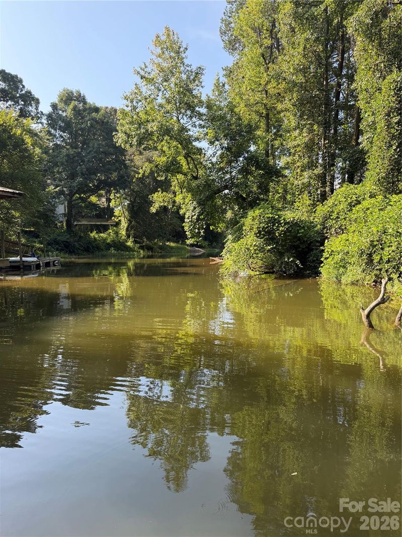 202 Horseshoe Lake Rd, Mount Holly, NC 28120