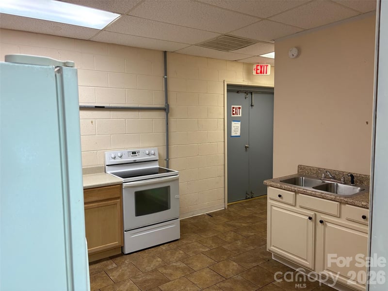 322 E Statesville Ave, Mooresville, NC 28115