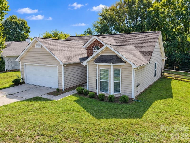 12704 Cumberland Crest Dr, Huntersville, NC 28078