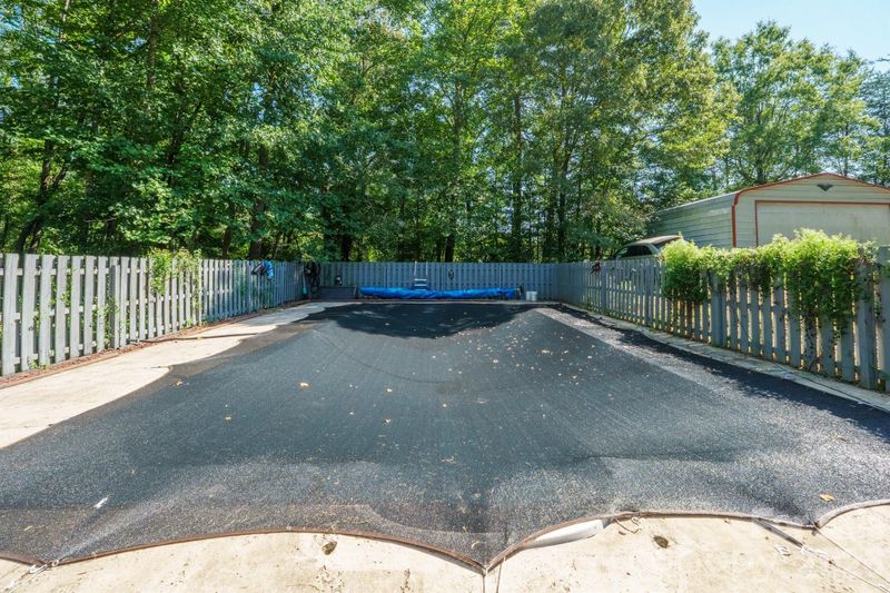2300 Brookwood Rd, Lincolnton, NC 28092