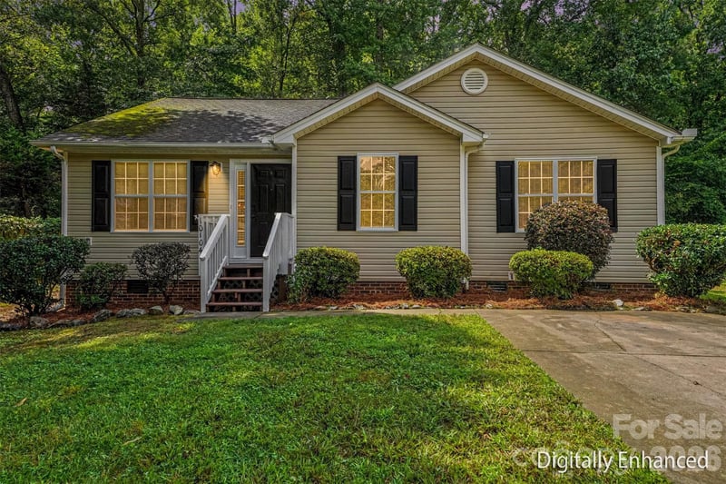 10104 Rockwood Rd, Charlotte, NC 28215