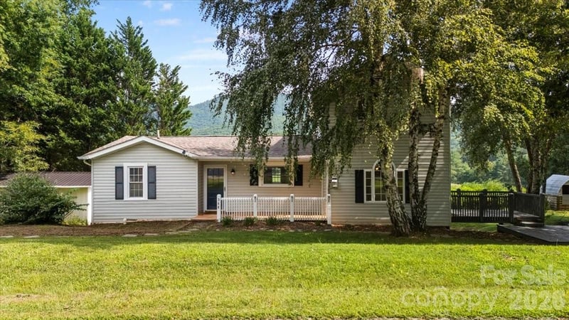 308 Browntown Rd, Leicester, NC 28748