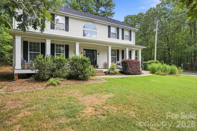 3686 Lake Bluff Dr, Sherrills Ford, NC 28673