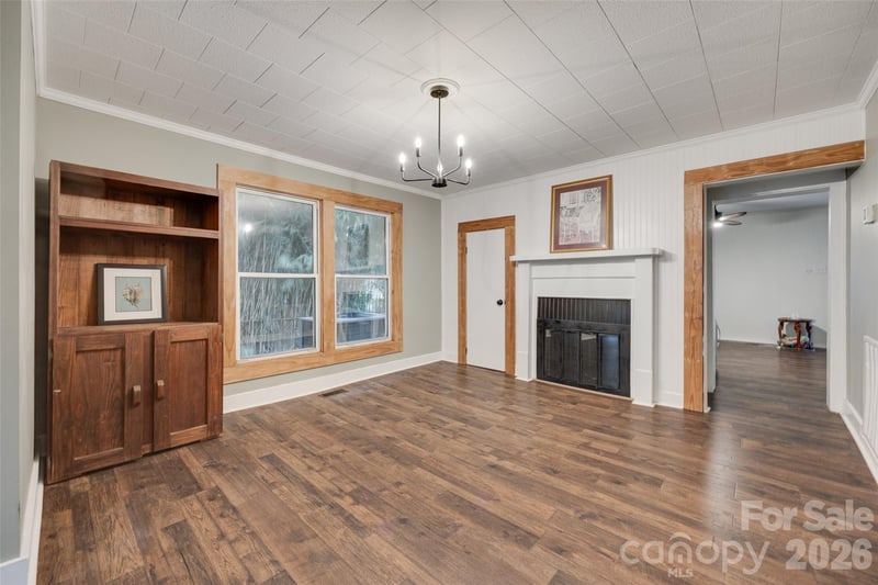 608 Spruce St, Mooresville, NC 28115