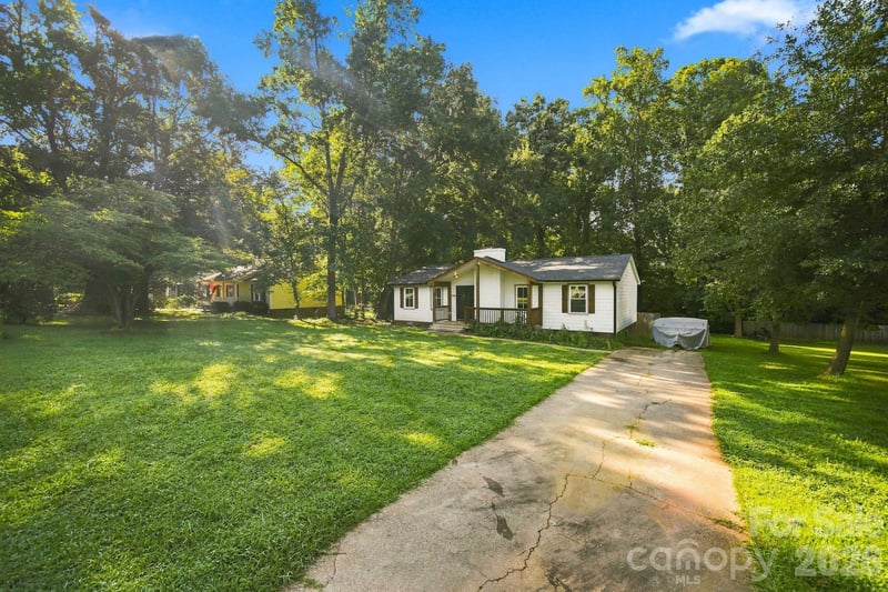 600 Briar Creek Rd, Gastonia, NC 28056
