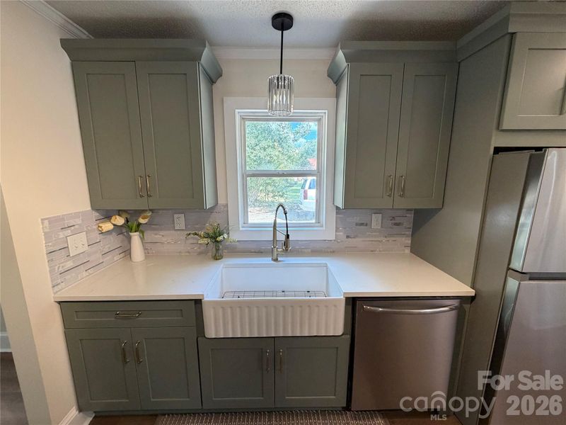 609 Durham Ave, Statesville, NC 28677
